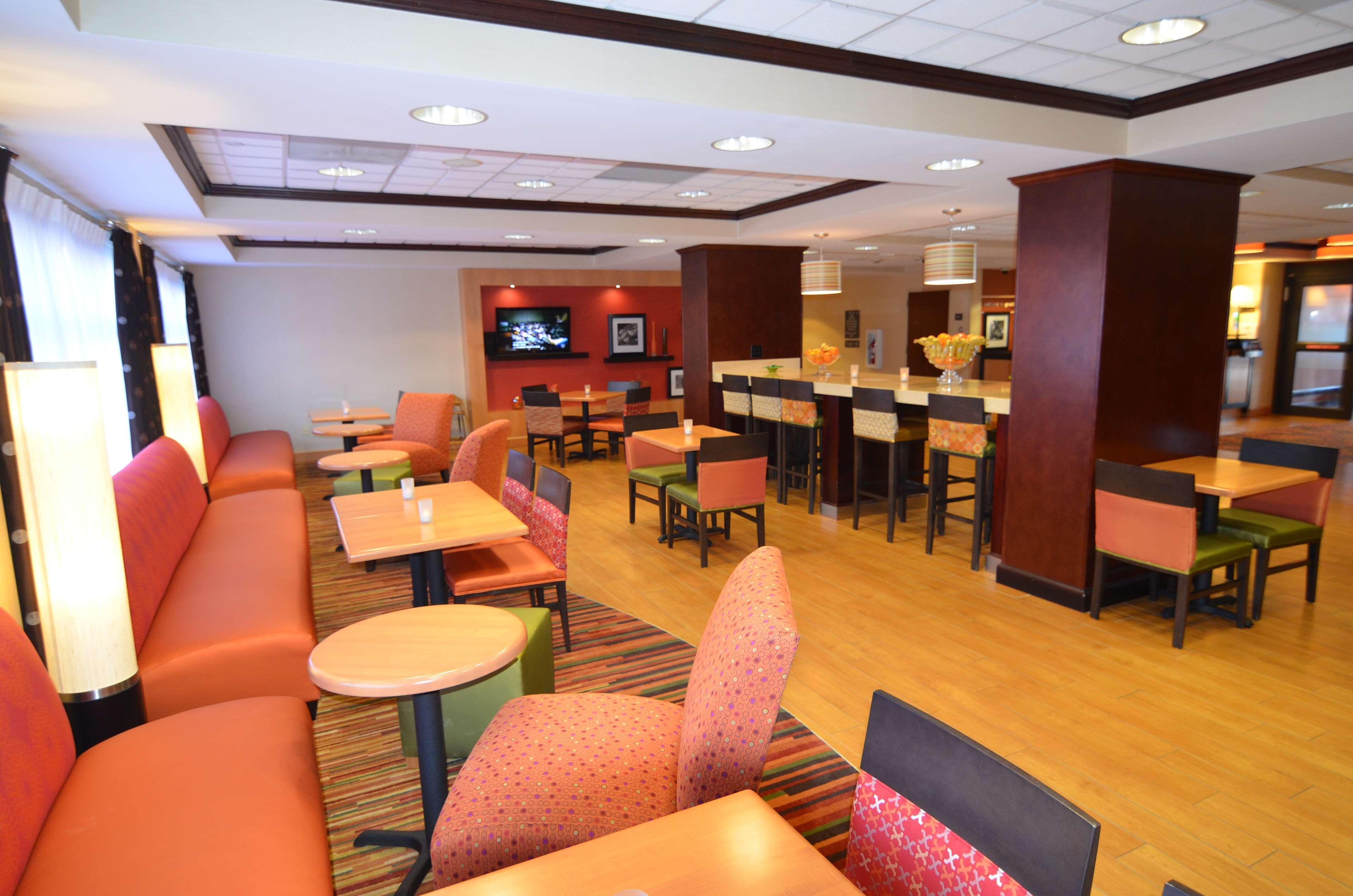 Hampton Inn Groton/Mystic Exterior foto